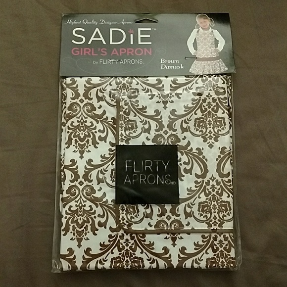 NWT! Matching Mother-Daughter (3-6 yrs) Apron Set - Picture 5 of 8